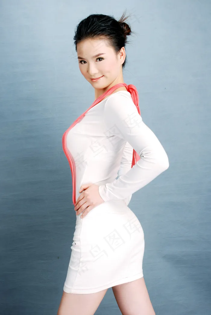 李曼宁图片