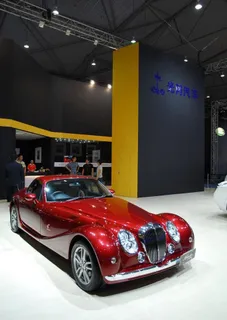 红色跑车图片 红色跑车图片