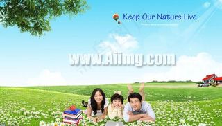 绿色草原快乐家庭PSD素材