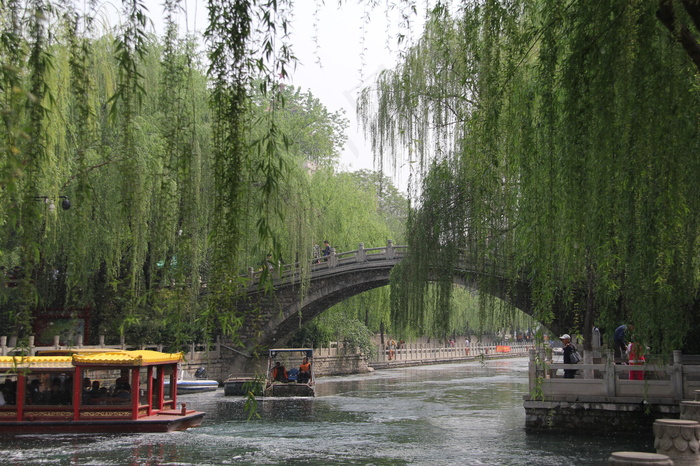 泉城河道图片