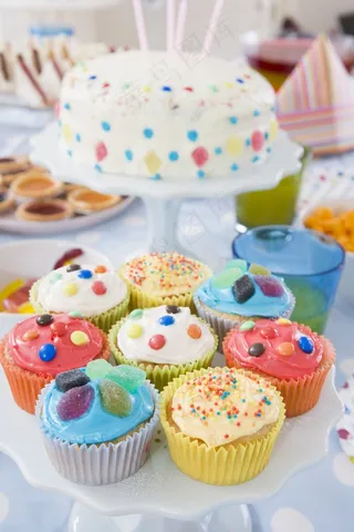 美味的纸托蛋糕