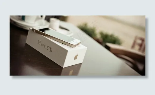 iPhone5S数码产品模板