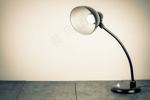 黑色台灯