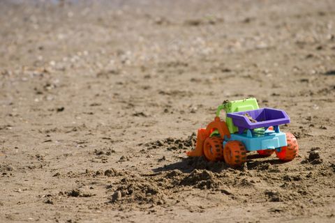 沙滩玩具小车图片