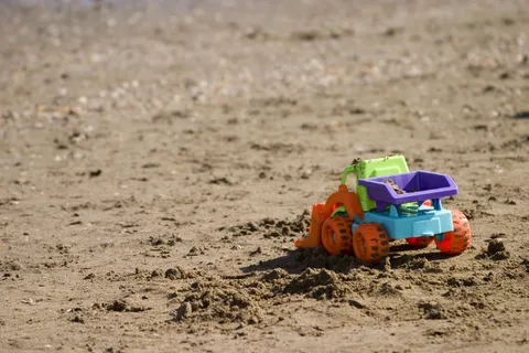 沙滩玩具小车图片