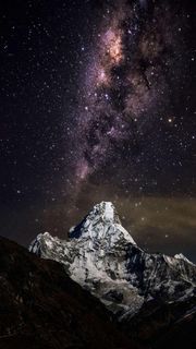 美丽星空下的雪峰高清摄影图片