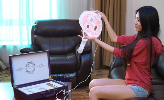 颜如意LED面膜 美容仪图片
