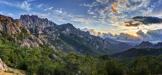 美丽山峰风景摄影