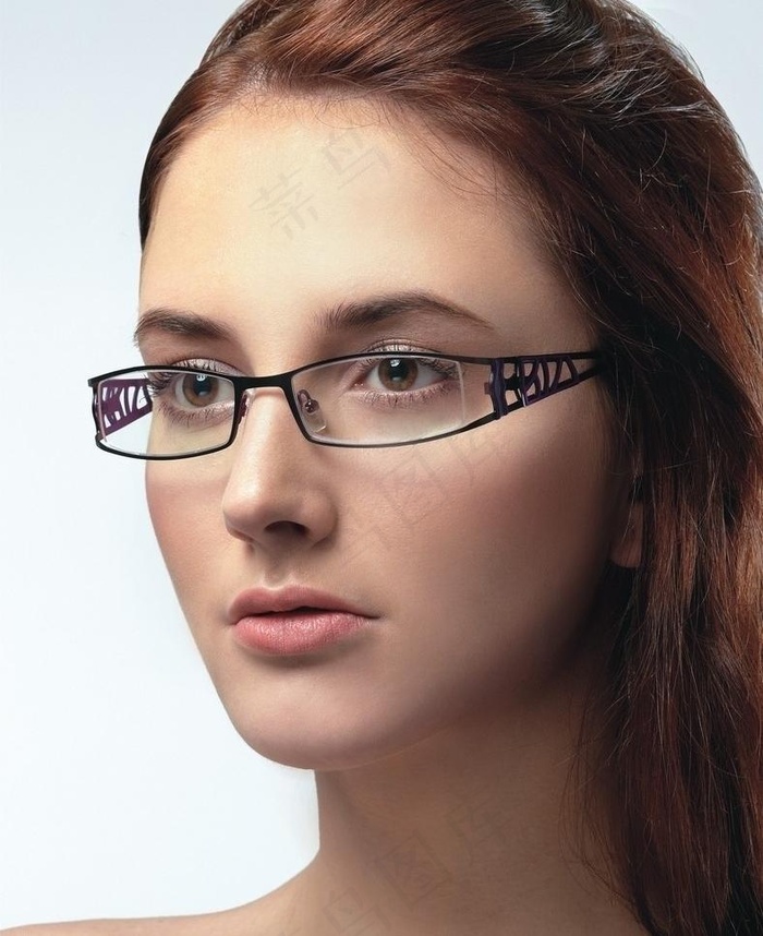 眼镜代言图片