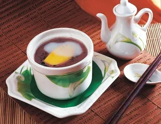 芒果椰汁黑米露图片