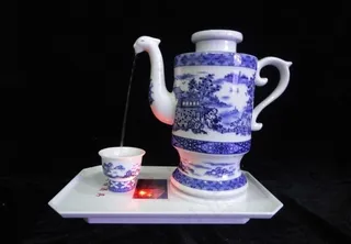 青花瓷 自动 酒壶图片