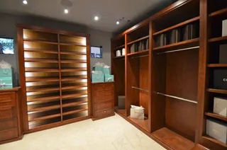 衣帽间衣柜效果图