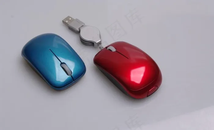 撞色鼠标图片