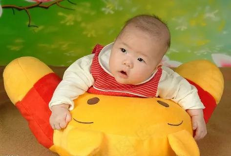 宝宝百天图片 宝宝百天图片