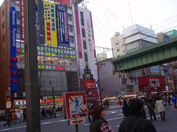 日本街头一景图片