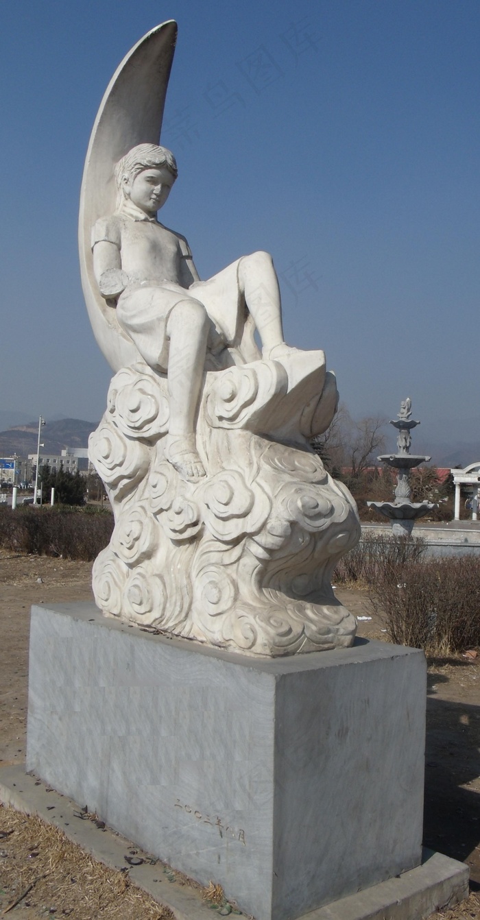 校园雕塑图片