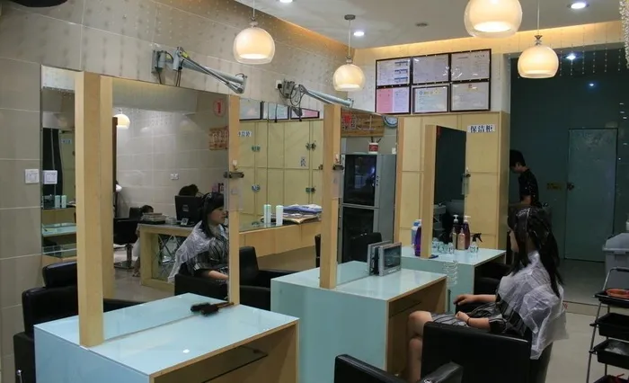 理发店图片