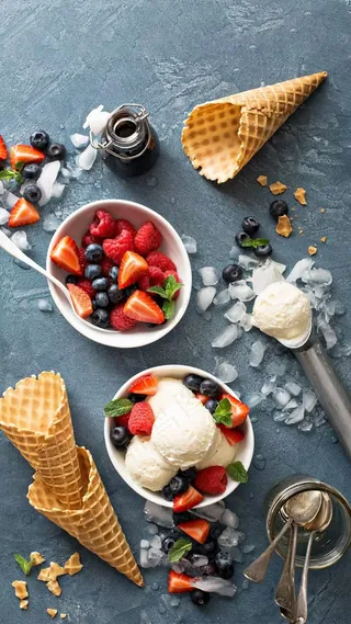 果实与美味的冰淇淋高清摄影图片