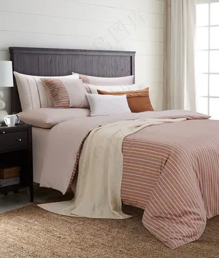 北欧条格花纹床品家纺图片