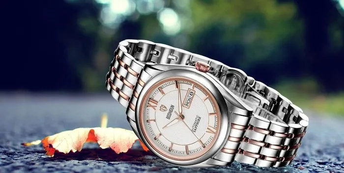 树叶与手表背景图片psd模版下载