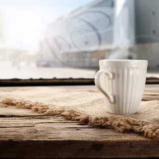 一杯热咖啡 一杯热咖啡