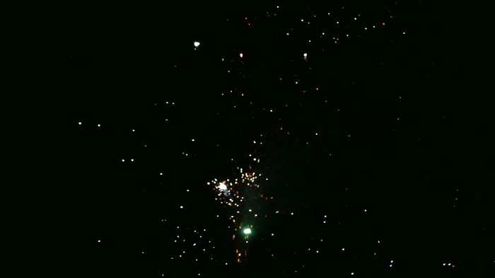 Alpha通道爆火花股票视频 视频...