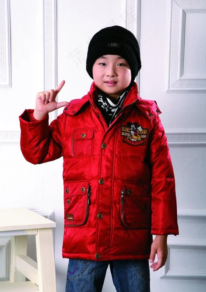 儿童羽绒服图片