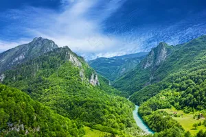 美丽山脉风景