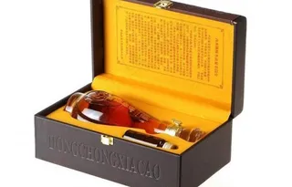 虫草沙棘酒图片