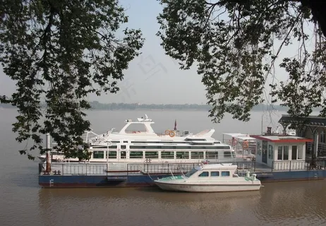 游船码头图片