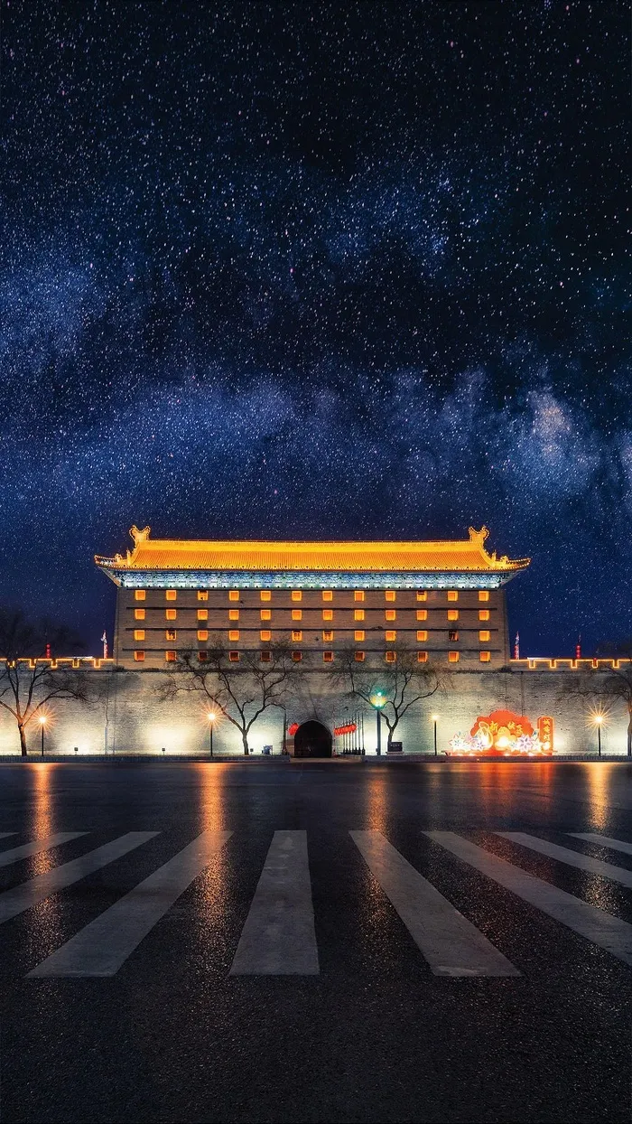 星空下的城门夜景高清摄影图片