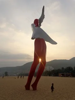 大梅沙的塑像图片