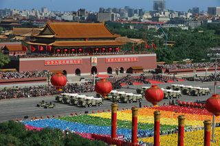 *大阅兵导弹方阵图片