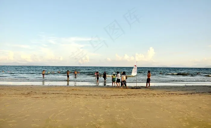 海边沙滩图片