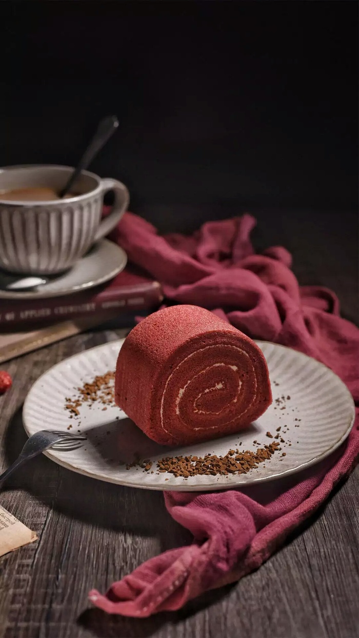 暗色调西式面包高清摄影图片