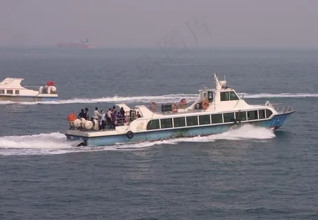 海上游艇图片 海上游艇图片