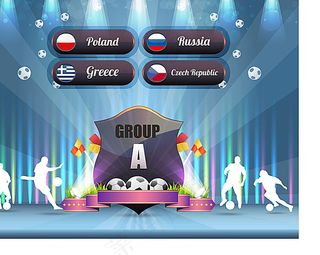 足球与人物剪影