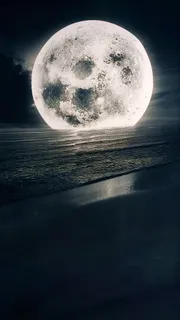 大海上的月球合成图片 大海上的月球合成图片