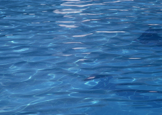 水