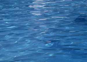 水