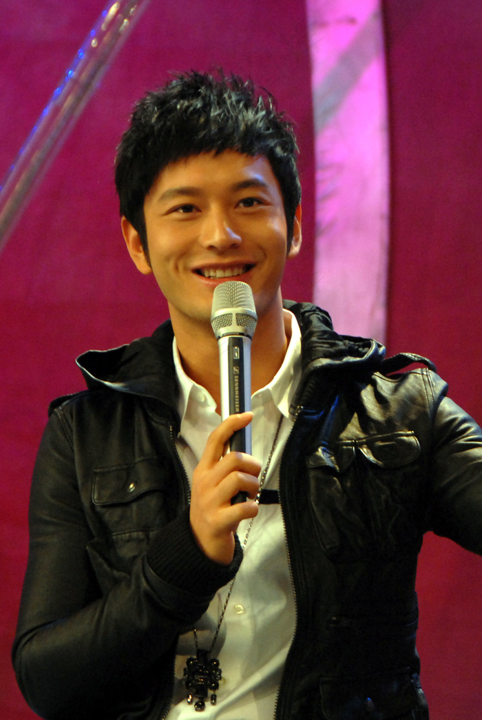 黄晓明图片