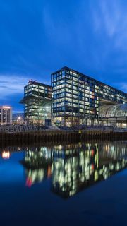 楼房建筑夜景高清摄影图片