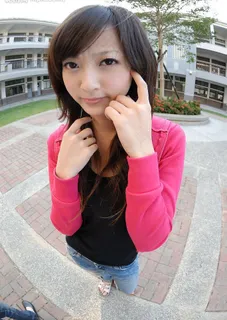 *网络超人气美女果子MM大头娃娃...