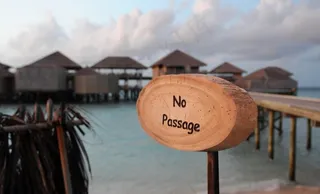 马代拉姆岛路标指示牌图片