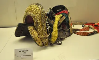 城市馆展品鎏金马鞍图片