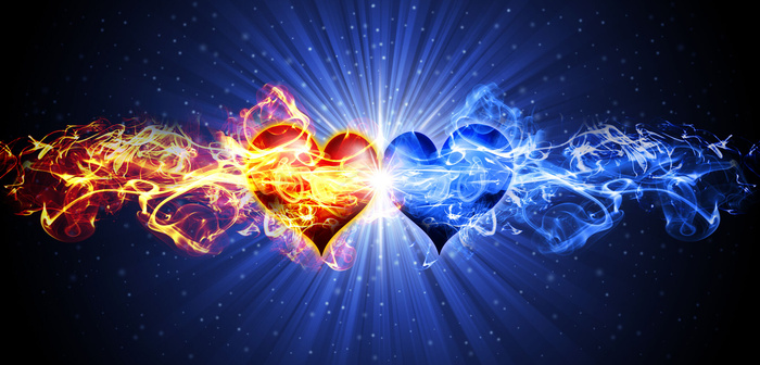 水火相交的发光爱心桃