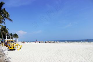 北海银滩游乐挖掘机图片