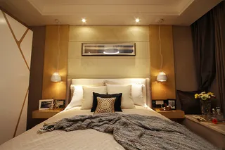 现代风格卧室家装效果图