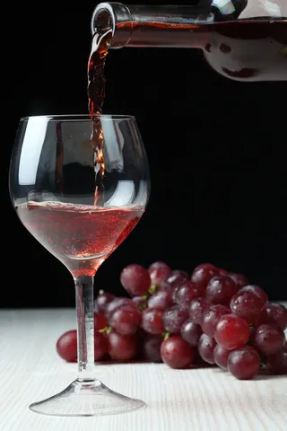 高脚杯 玻璃杯图片