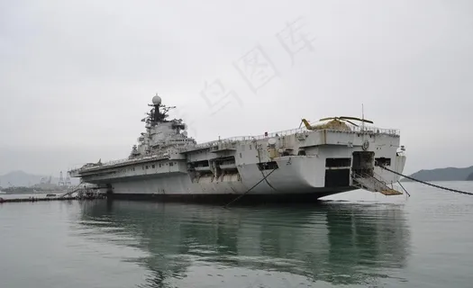 明斯克号 航母图片